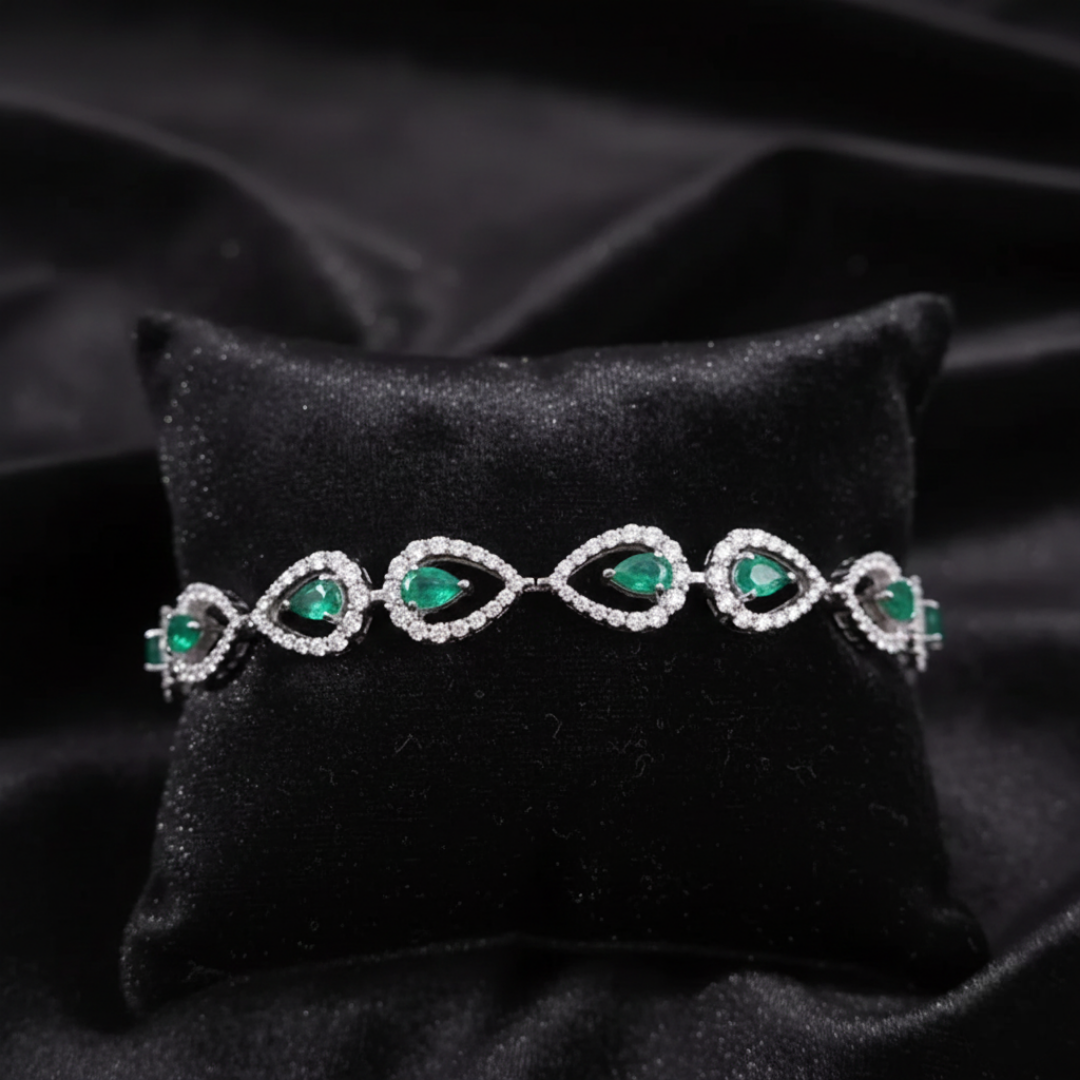 Emerald Verdant Halo Bracelet