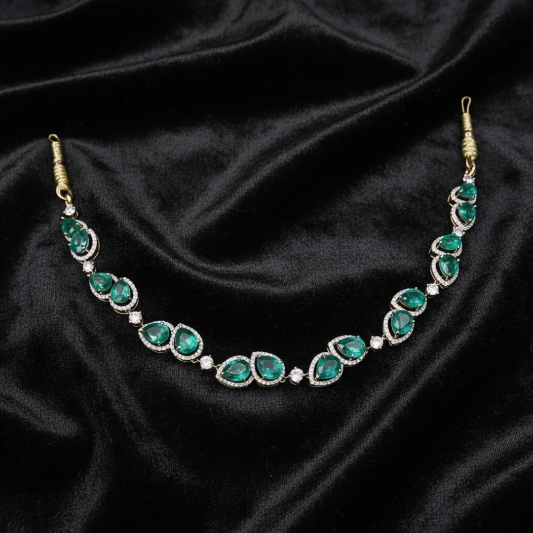 Sovereign Emerald Halo Necklace