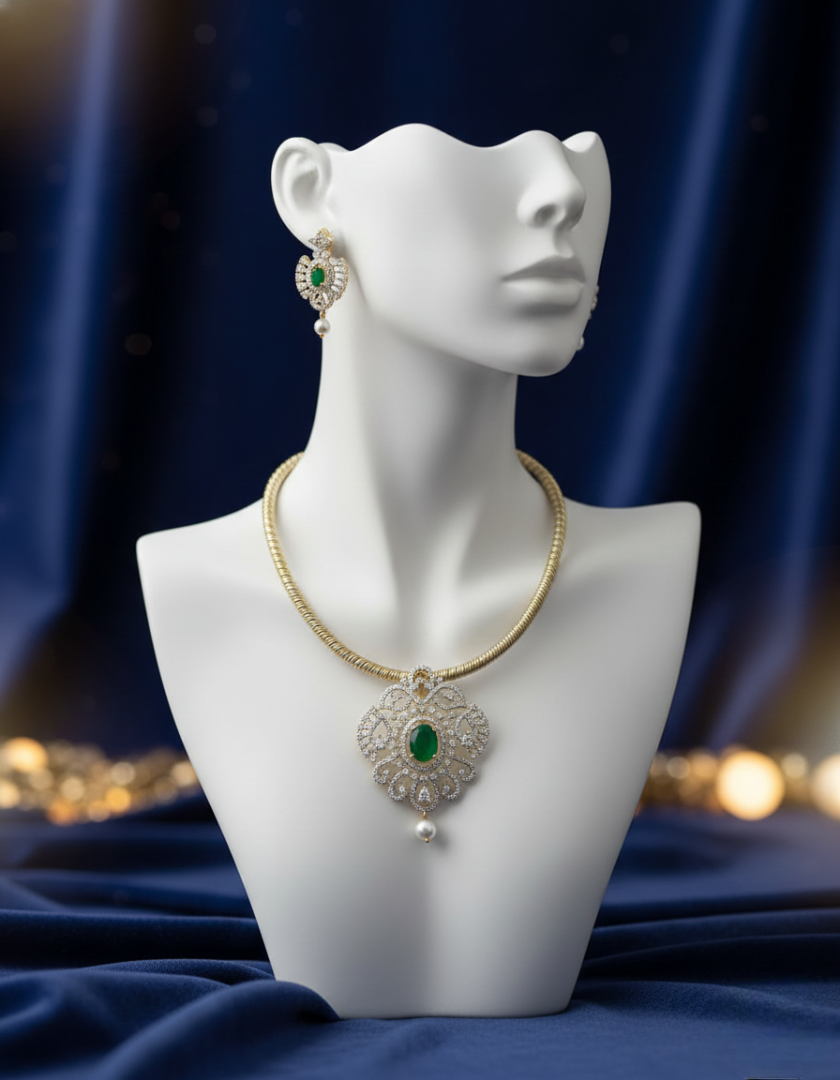 Imperial Pearl & Emerald Suite