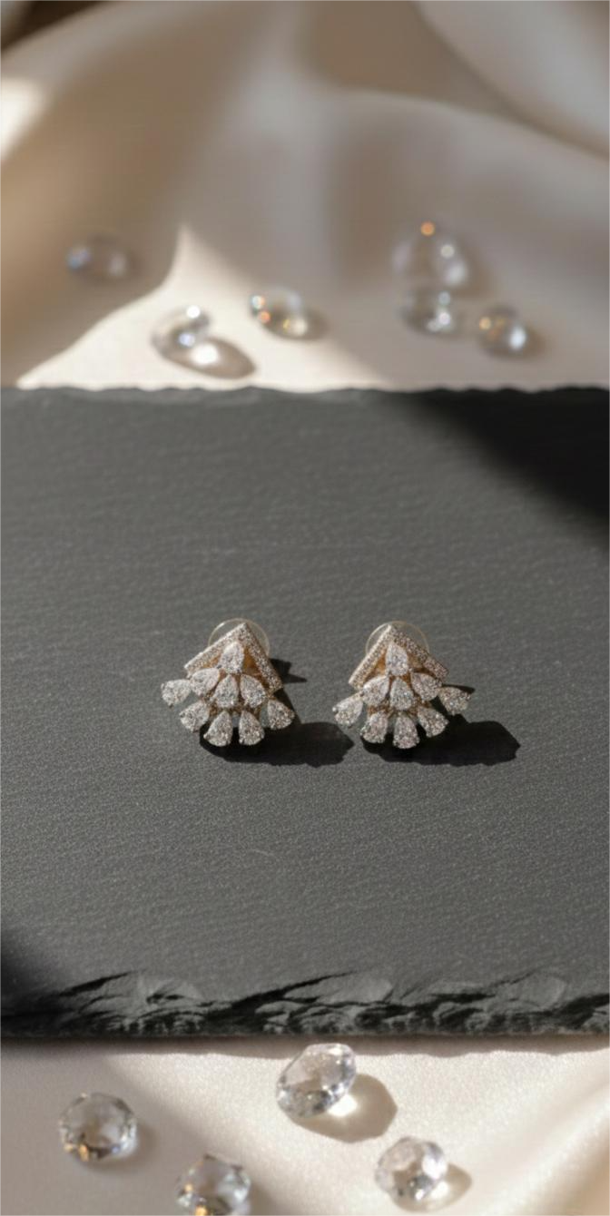 18K Gold Geometric Fan Studs