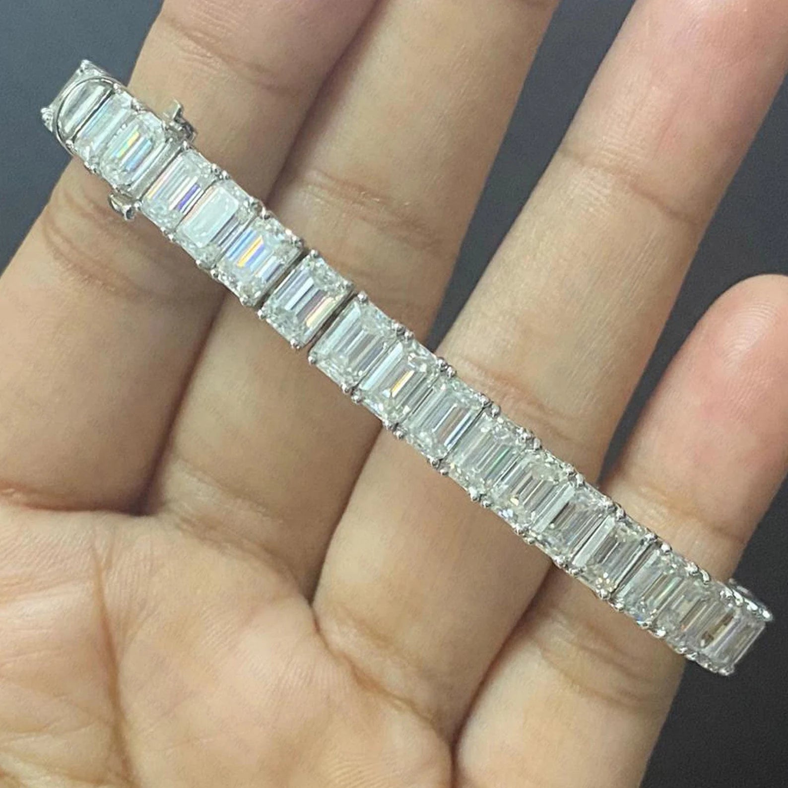 Menβs Grand Emerald-Cut Infinite Tennis Bracelet
