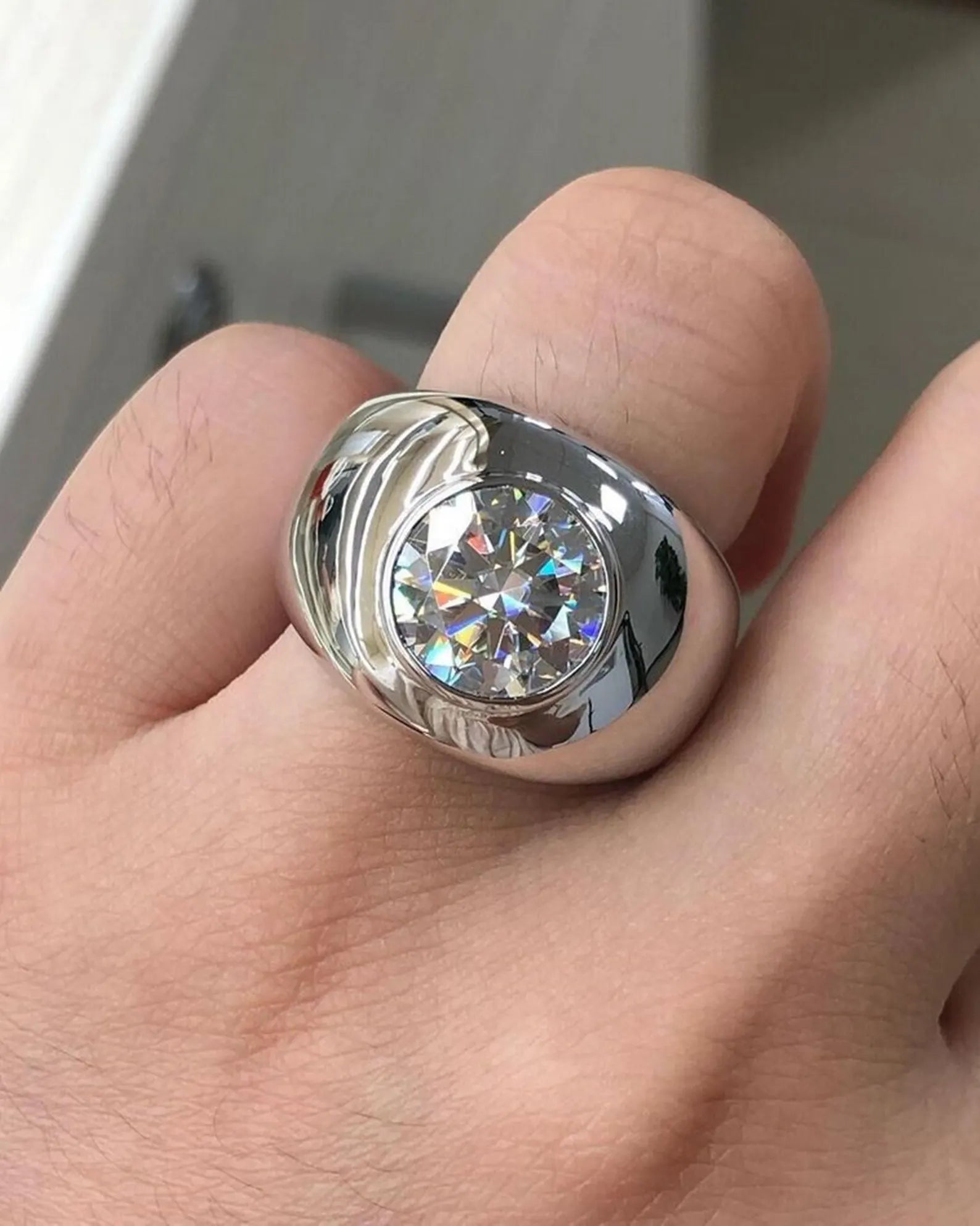 Menβs Bold Dome Solitaire Ring