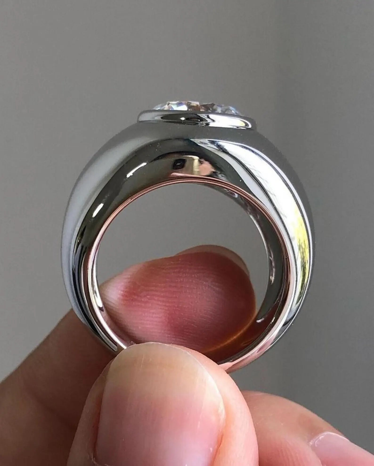 Menβs Bold Dome Solitaire Ring