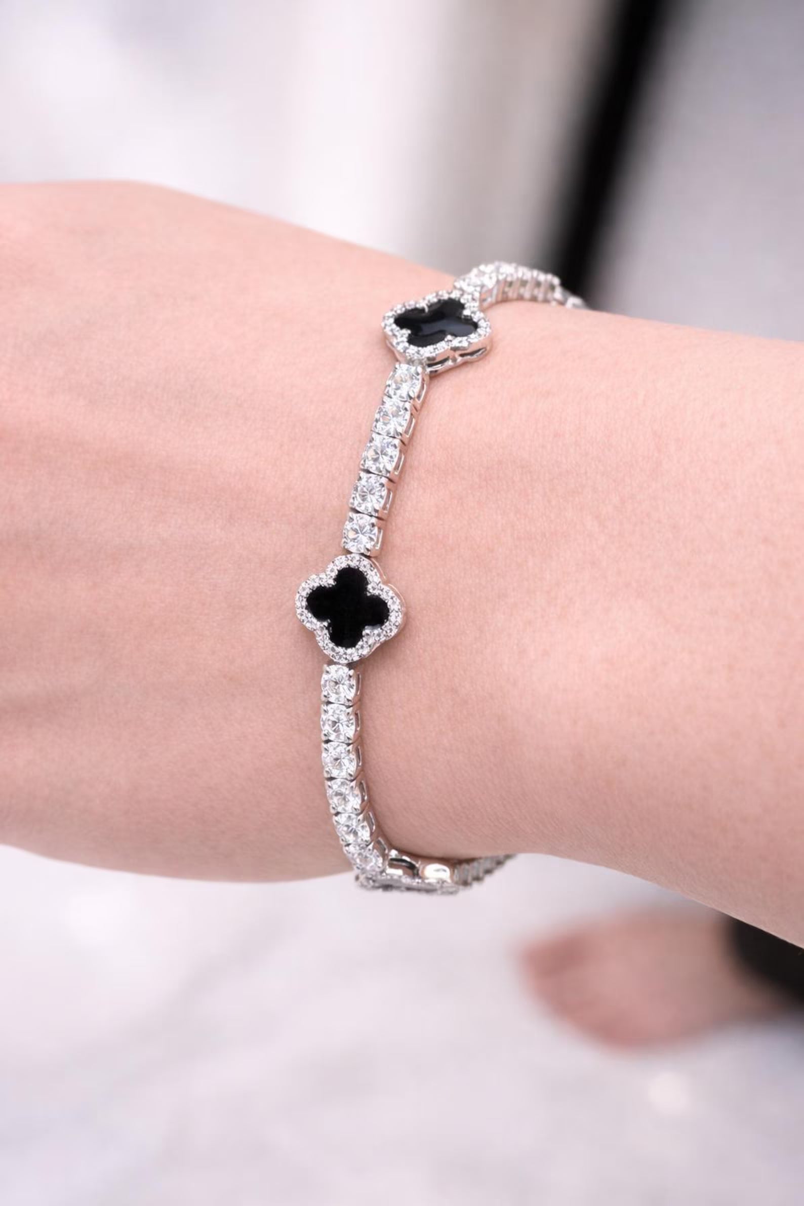 Midnight Clover Onyx Station Bracelet