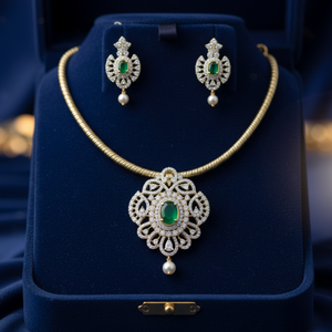 Imperial Pearl & Emerald Suite