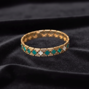 Mosaic Clover Kada