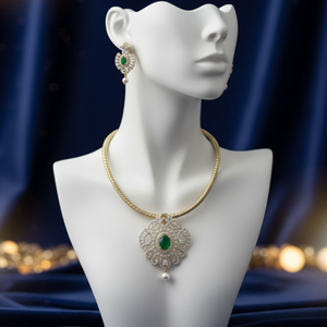 Imperial Pearl & Emerald Suite