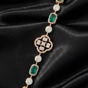 Emerald Clover Station Bracelet