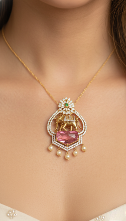Avaneesh Heritage Pendant