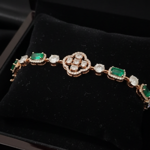 Emerald Clover Station Bracelet