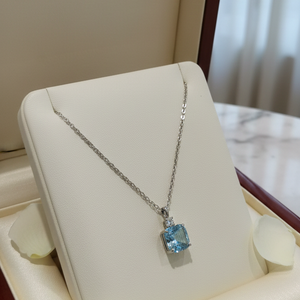 Emerald Empress Halo Necklace