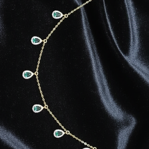 Emerald Dewdrop Grace Necklace