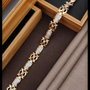 Gilded Clover Link Bracelet
