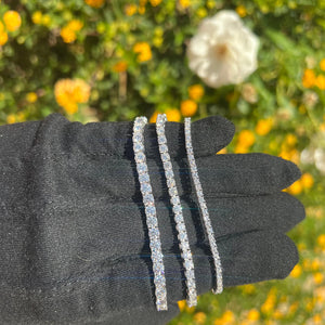 Classic Round Cut Tennis Bracelet