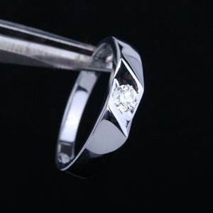 Men’s Modern Tension Set Round Diamond Band