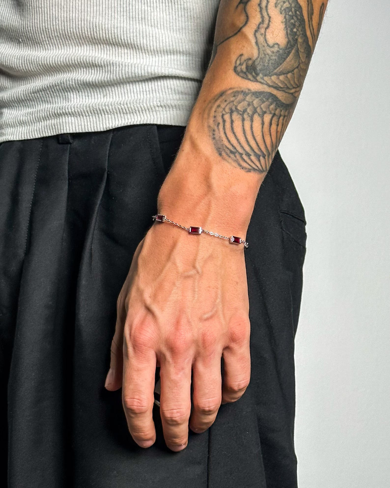 Crimson Baguette Minimalist Link