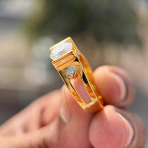 Men’s Modern Geometric Solitaire Ring