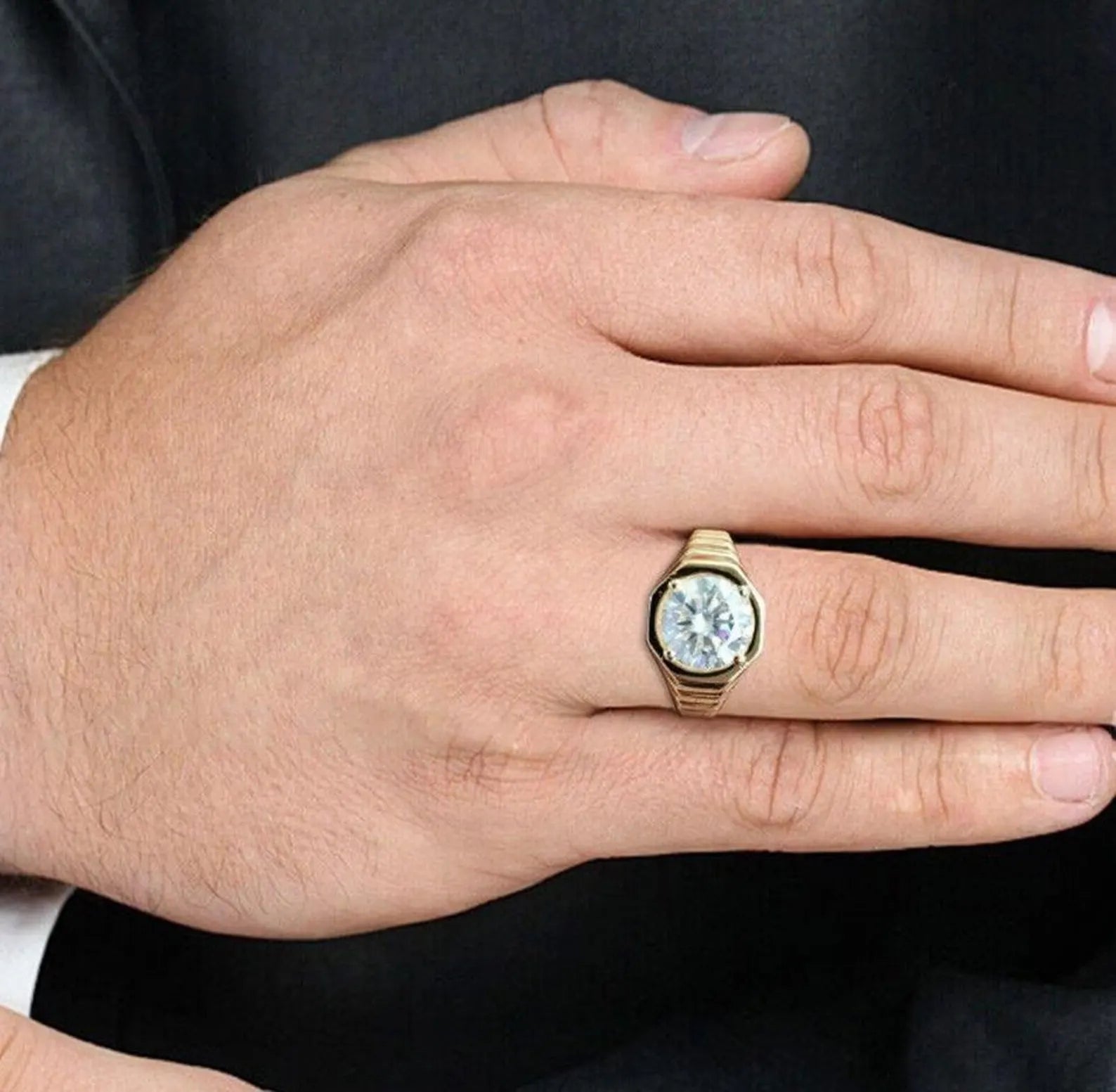 Men’s Industrial Ribbed Signet Ring