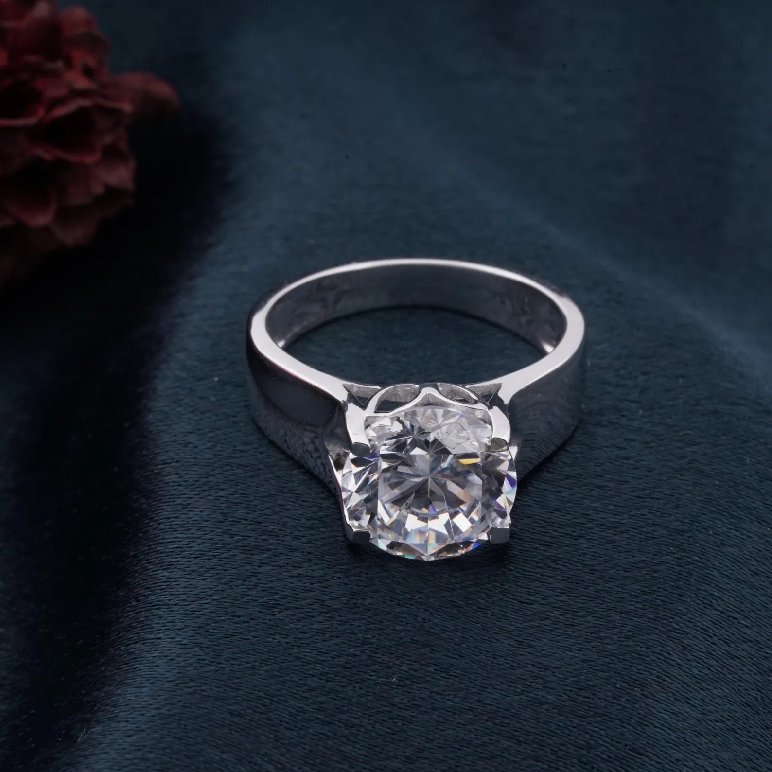 Men’s Classic 4 Prong Solitaire Ring