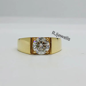 Men’s Bold Gold Solitaire Ring