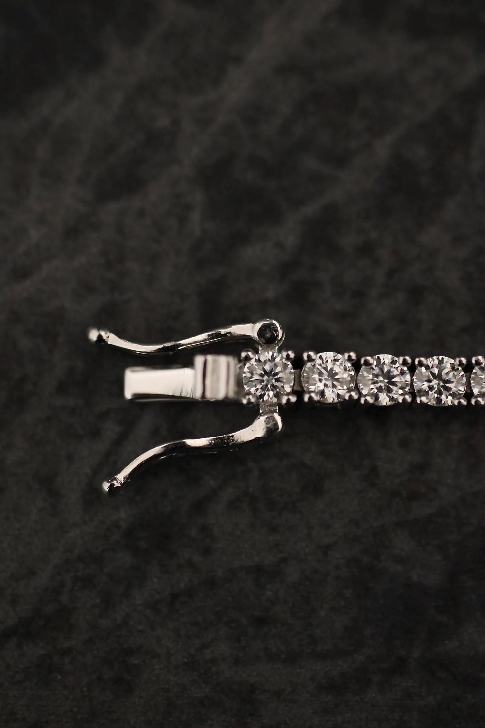 Classic Round Cut Tennis Bracelet