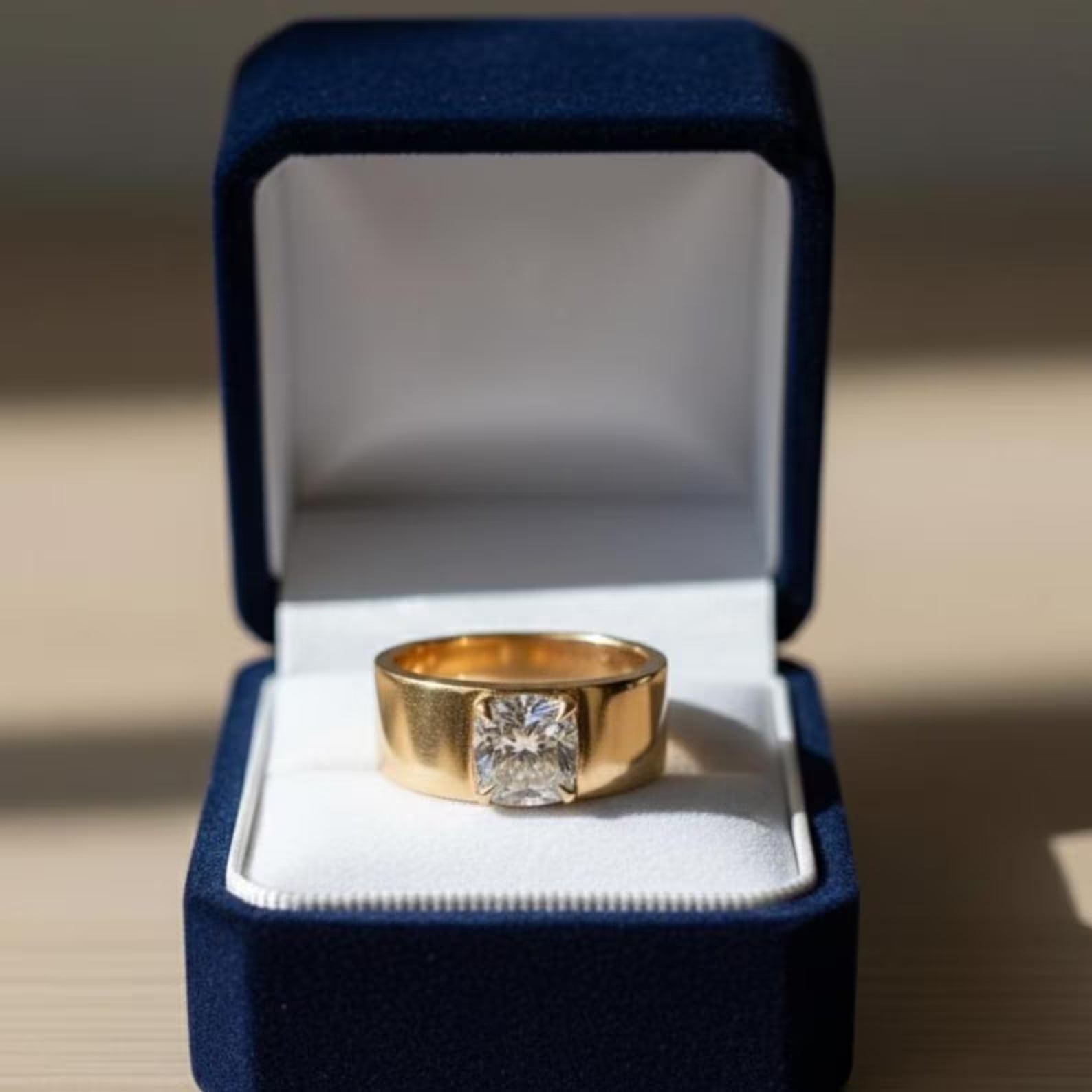 Men’s Ultra Wide Statement Band