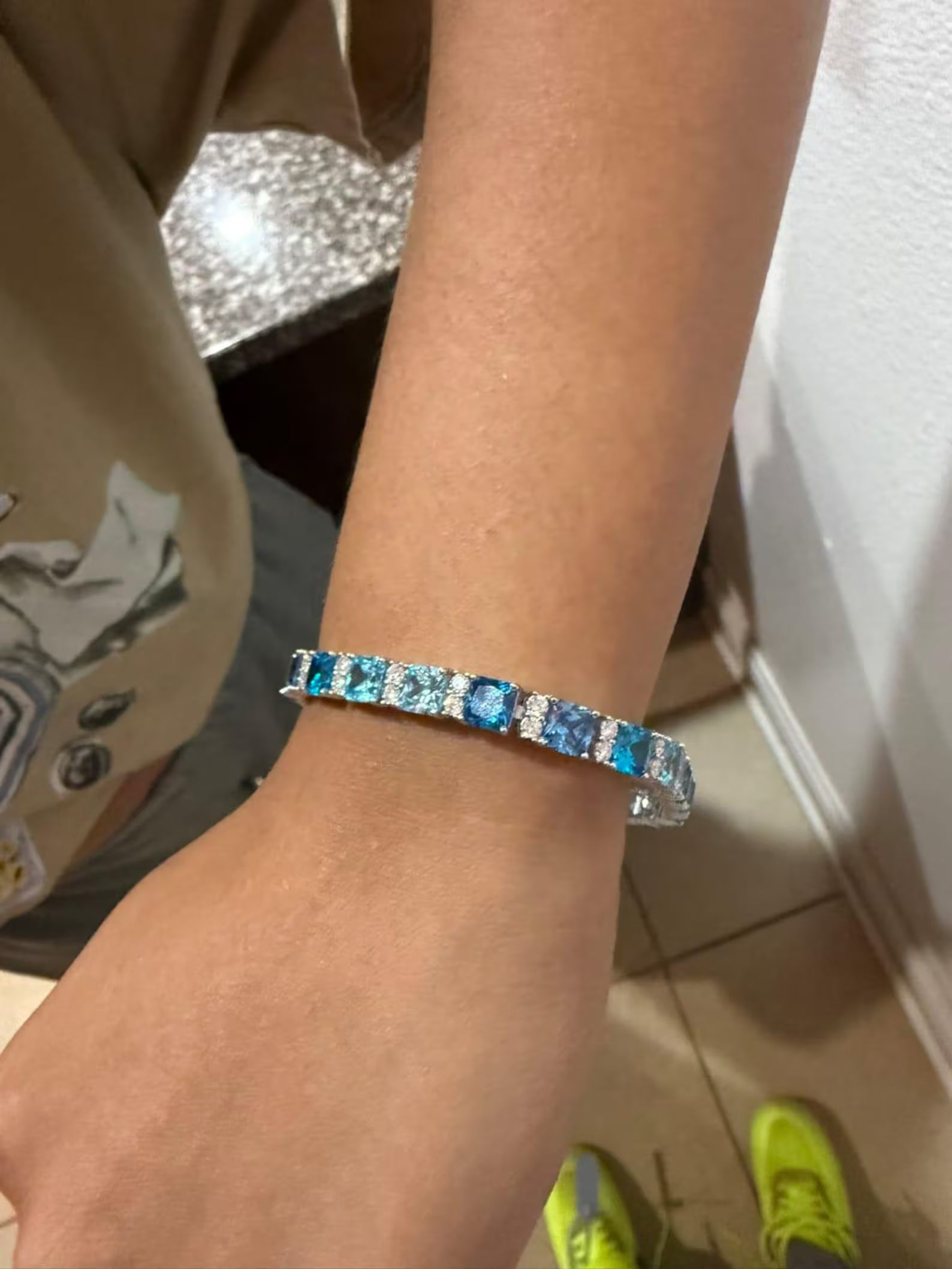 Azure Horizon Sapphire Gradient Set