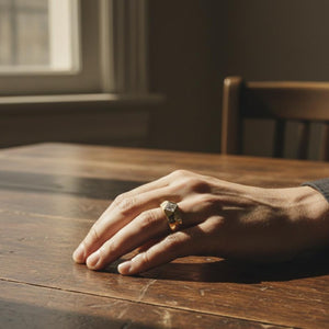 Men’s Geometric Pillar Solitaire Ring