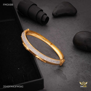 Jaguar Ridge Pavé Mens Kada